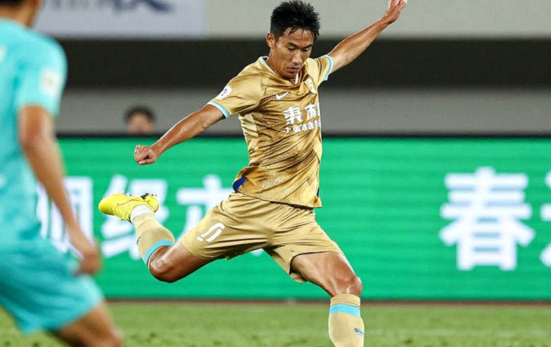 Phú Thọ 1-1 Khánh Hòa: một điểm giữ bằng sáu hậu vệ, một tấm thẻ đỏ và một pha cứu thua Phú Thọ 1-1 Khánh Hòa: một điểm giữ bằng sáu hậu vệ, một tấm thẻ đỏ và một pha cứu thua