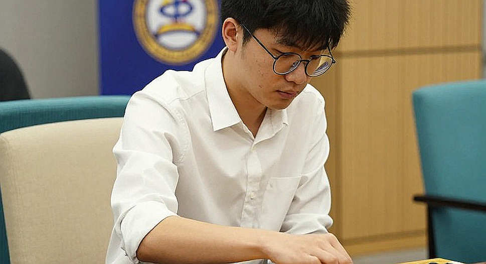 Ô trống nguy hiểm hơn số liệu sai: bài học từ một bản phân tích rỗng
