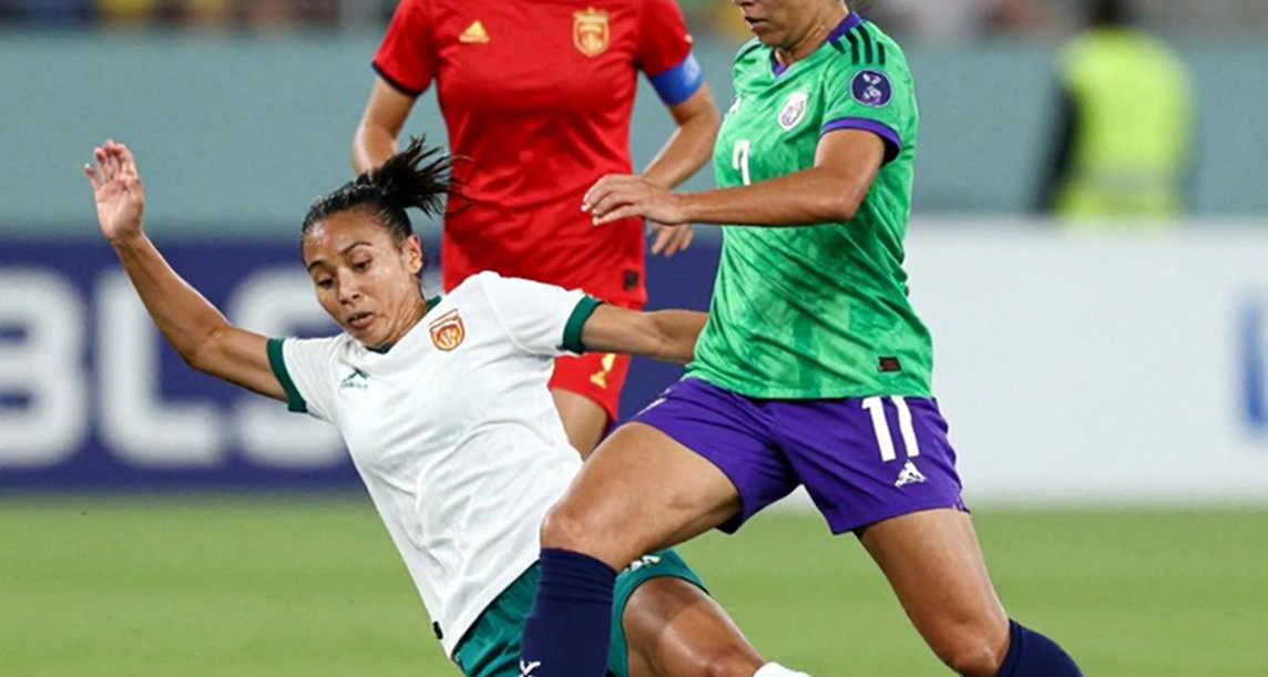 Thủ môn 18 tuổi Rui Araki và bài toán phút thi đấu ở Gamba Osaka Thủ môn 18 tuổi Rui Araki và bài toán phút thi đấu ở Gamba Osaka