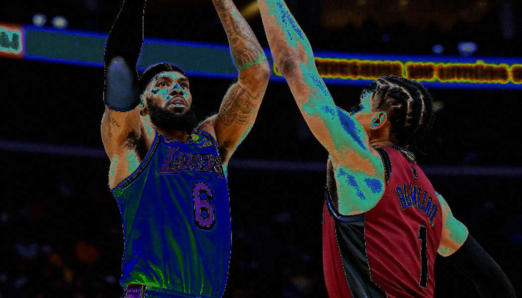 Cột dữ liệu trống ở Doha và những phút không ai đếm Cột dữ liệu trống ở Doha và những phút không ai đếm