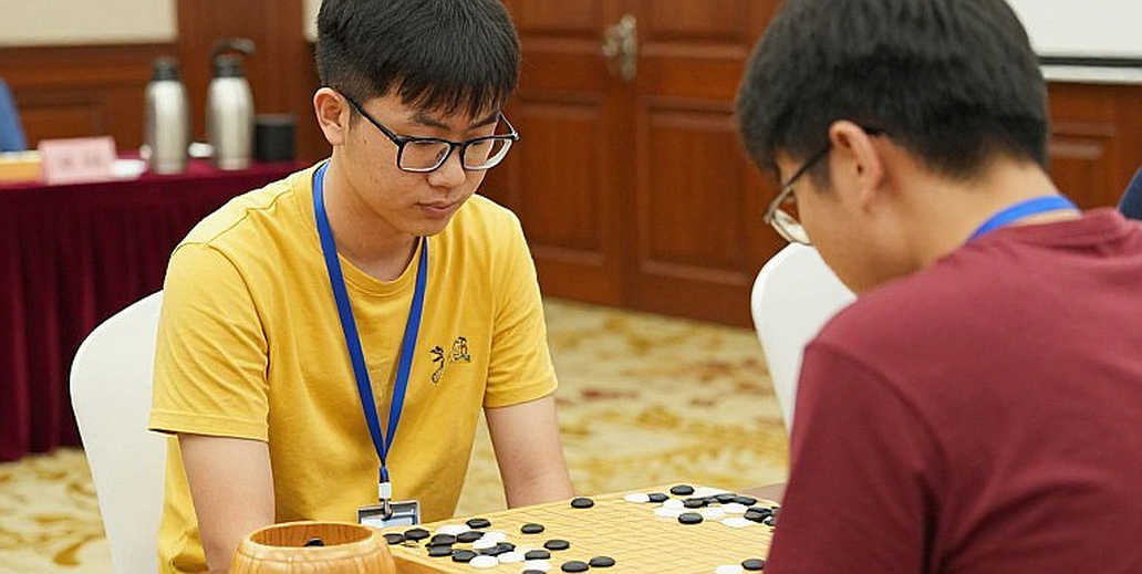Praggnanandhaa vs Carlsen: Seven Years of Rivalry, One Compliment, and a Data Gap Praggnanandhaa vs Carlsen: Seven Years of Rivalry, One Compliment, and a Data Gap