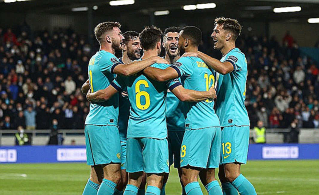 V.League và khoảng trống dữ liệu: Ghi chép của người phân tích đứng giữa hai nền bóng đá V.League và khoảng trống dữ liệu: Ghi chép của người phân tích đứng giữa hai nền bóng đá
